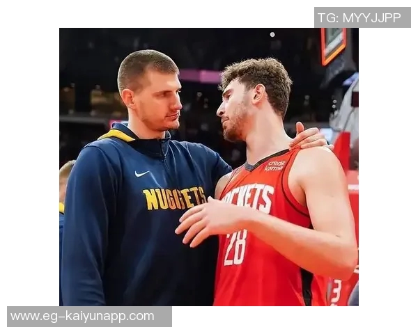 名嘴比尔西蒙斯评选中锋阵容约基奇领衔一阵申京杜伦入选二三阵