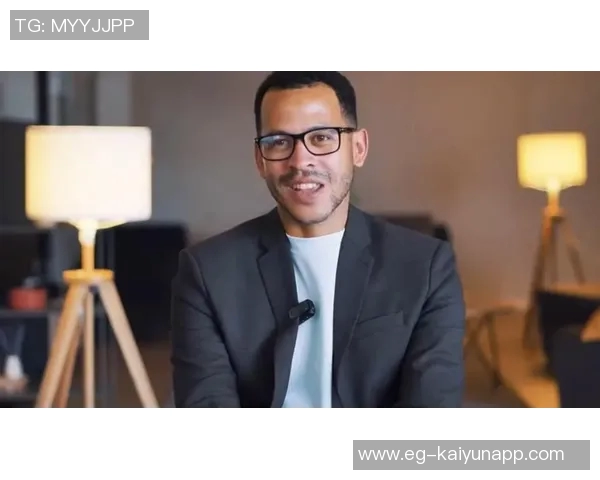 塔帅回应罗塞尼尔批评热身越界事件常见道歉并非特例 塔帅回应罗塞尼尔批评热身越界事件常见道歉并非特例